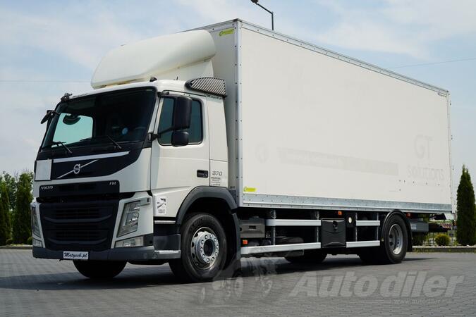 Volvo - FM 370 / Kontejner 7,8 m / 4x2 / I-Shift / Hidraulična rampa / Euro 6 / Kamion sa sanduča...