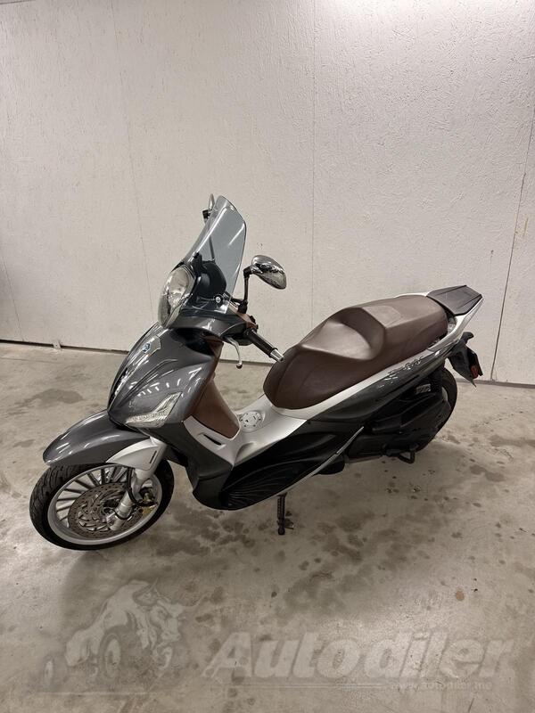 Piaggio - beverly