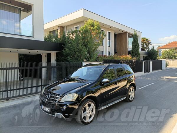 Mercedes Benz - ML 320 - 3000