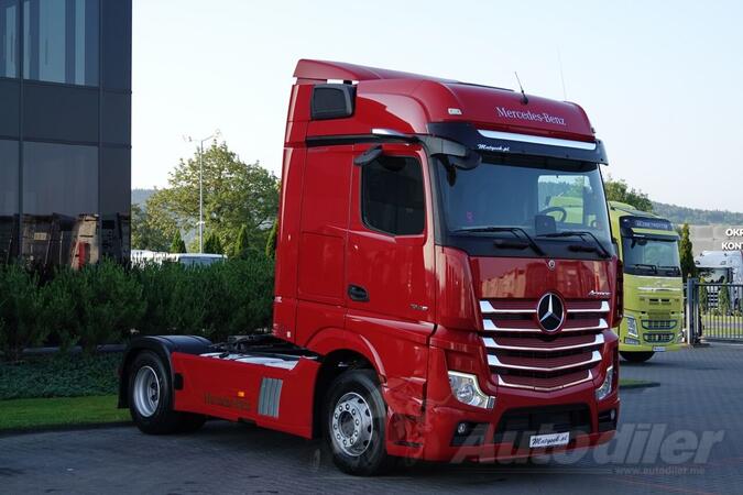 Mercedes Benz - Actros 1845 / MP5 / Big Space / Gume 100% / Posle servisnog ugovora / Tegljač / I...