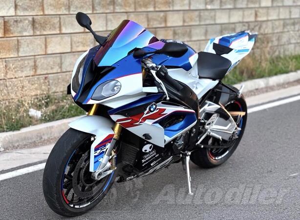 BMW - S1000RR