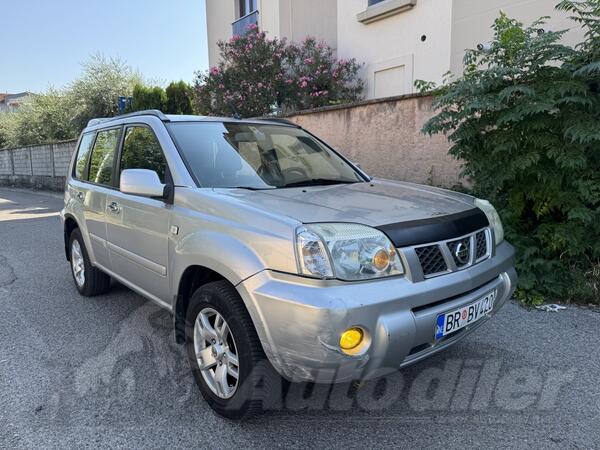 Nissan - X-Trail - 2.2dci