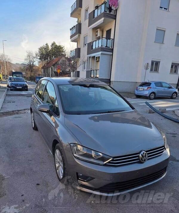 Volkswagen - Golf Sportsvan - 1.6 77 tdi