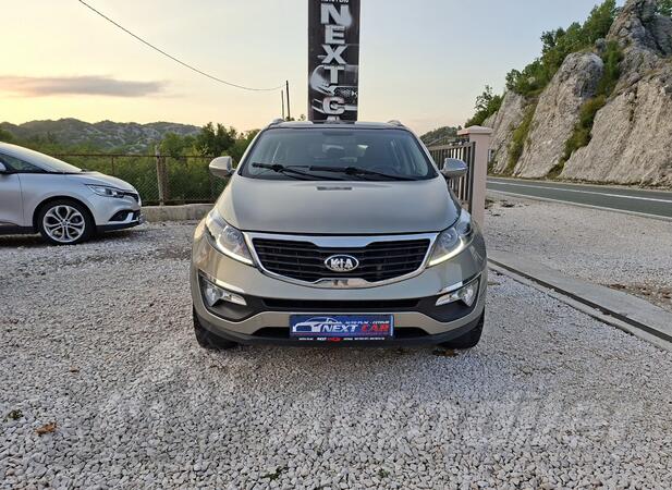 Kia - Sportage - AWD