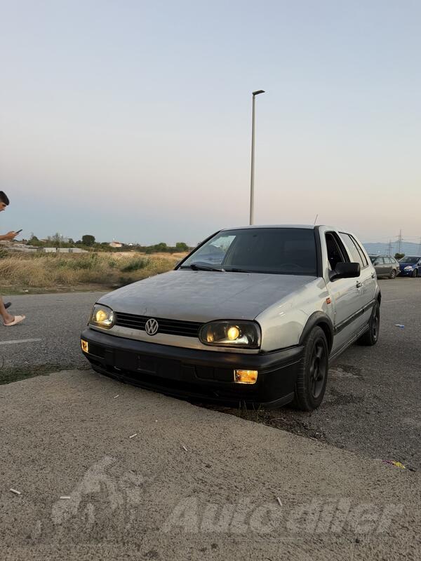 Volkswagen - Golf 3 - 1.6 GT