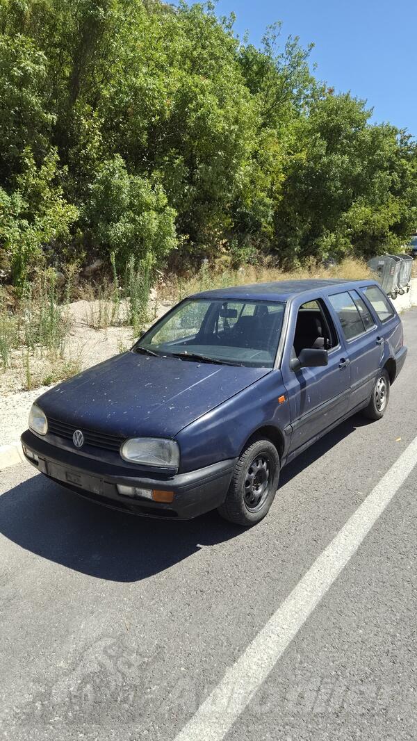 Volkswagen - Golf 3