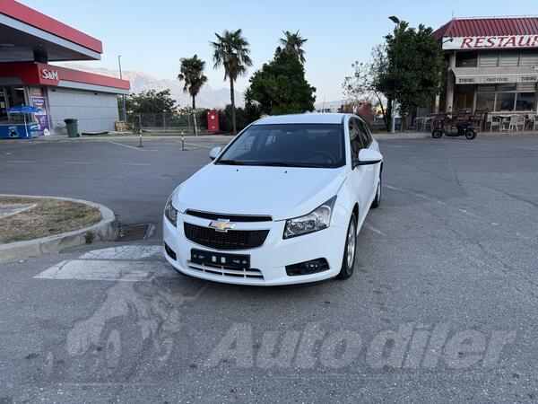 Chevrolet - Cruze - 2.0 TD Hatchback