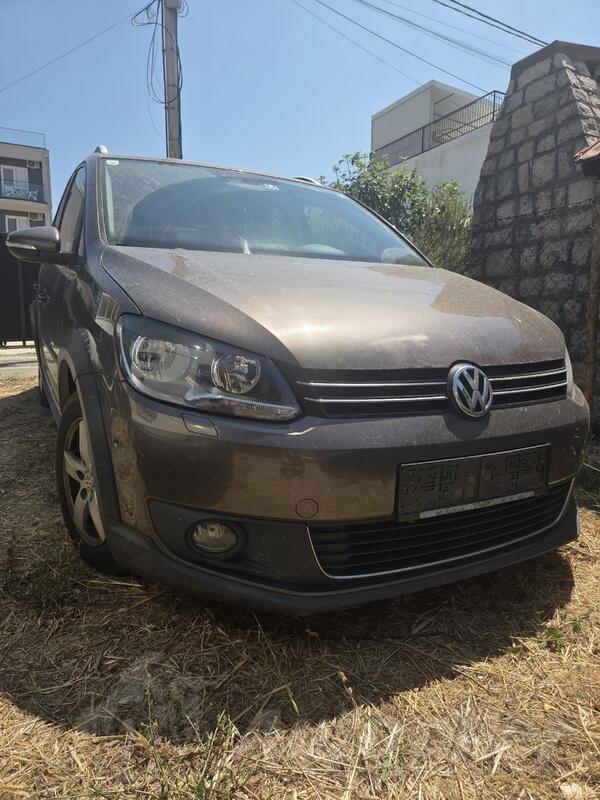 Volkswagen - Cross Touran - 1.6 TDI