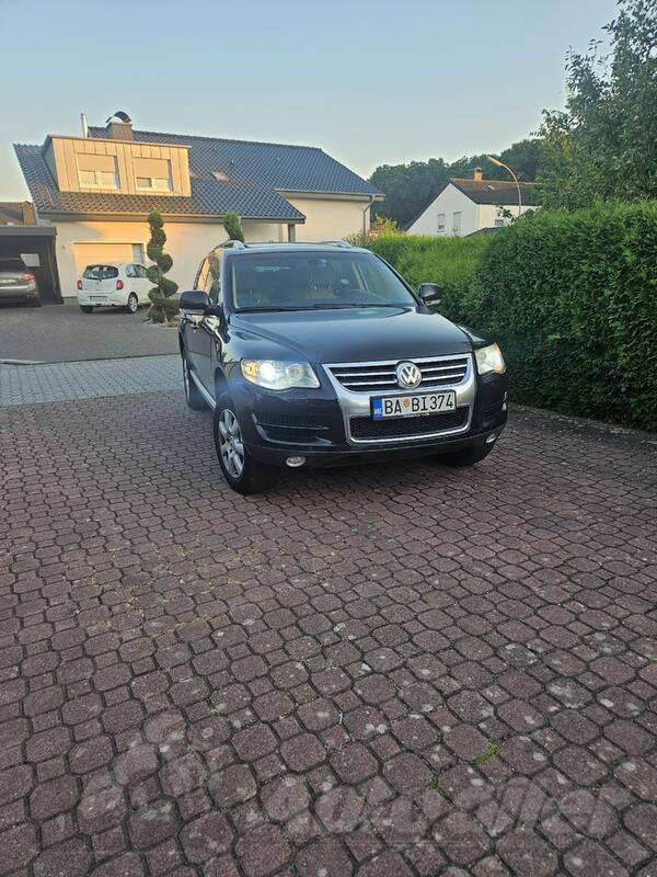 Volkswagen - Touareg - 3.0 tdi 165kw