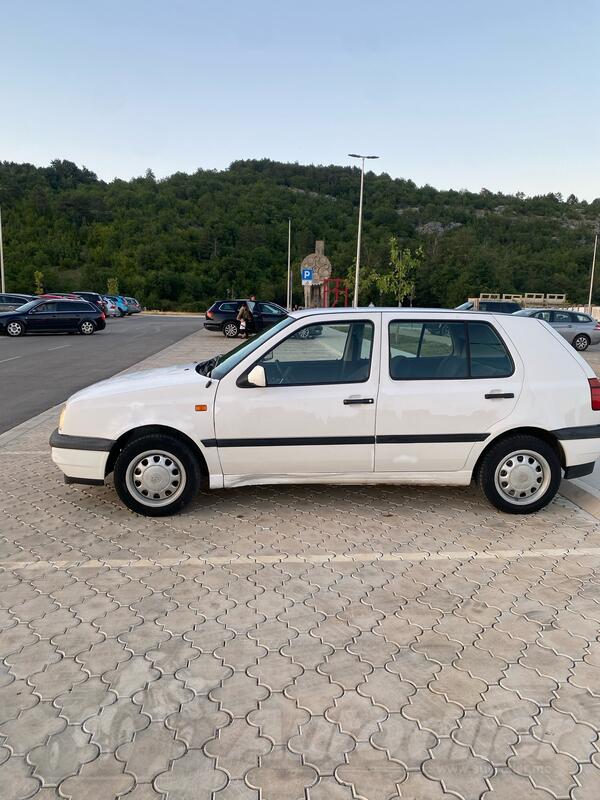 Volkswagen - Golf 3 - 1.6