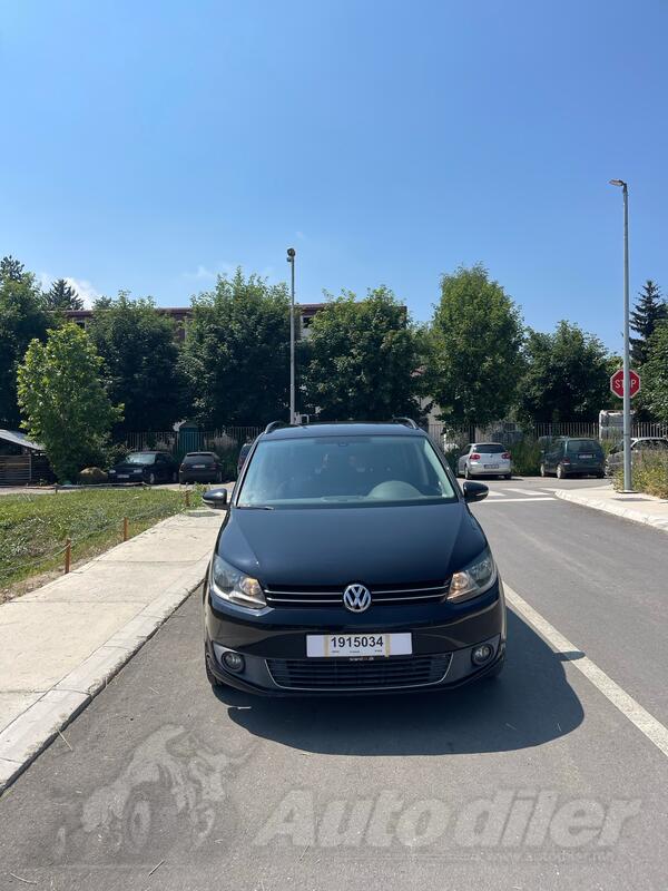 Volkswagen - Touran - 1.6 77kw