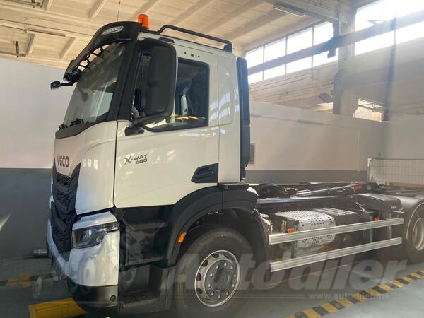 Iveco - NEW X-Way AT280X46Y/PS / Novi / kamion rol kiper / HIAB 21 t / 2026 / FHM-0324