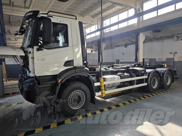 Iveco - T-Way AD380T46 / Novi / 6x4 / HIAB 26 t / rol kiper / 2026 / 0 km / FHM-0325