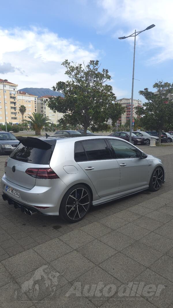 Volkswagen - Golf 7 - 1.6 r-line