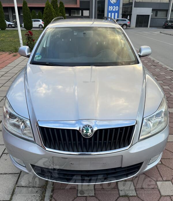 Škoda - Octavia - 1.6