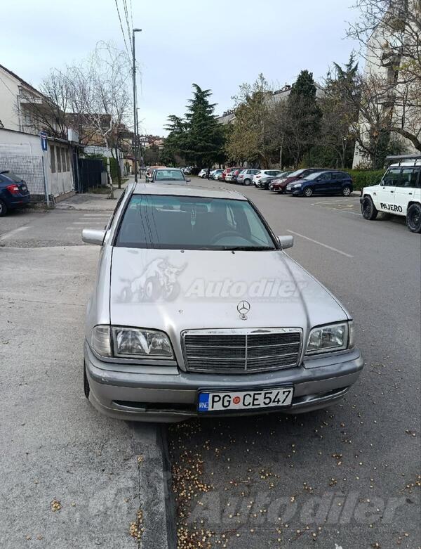 Mercedes Benz - B 180 - 180C