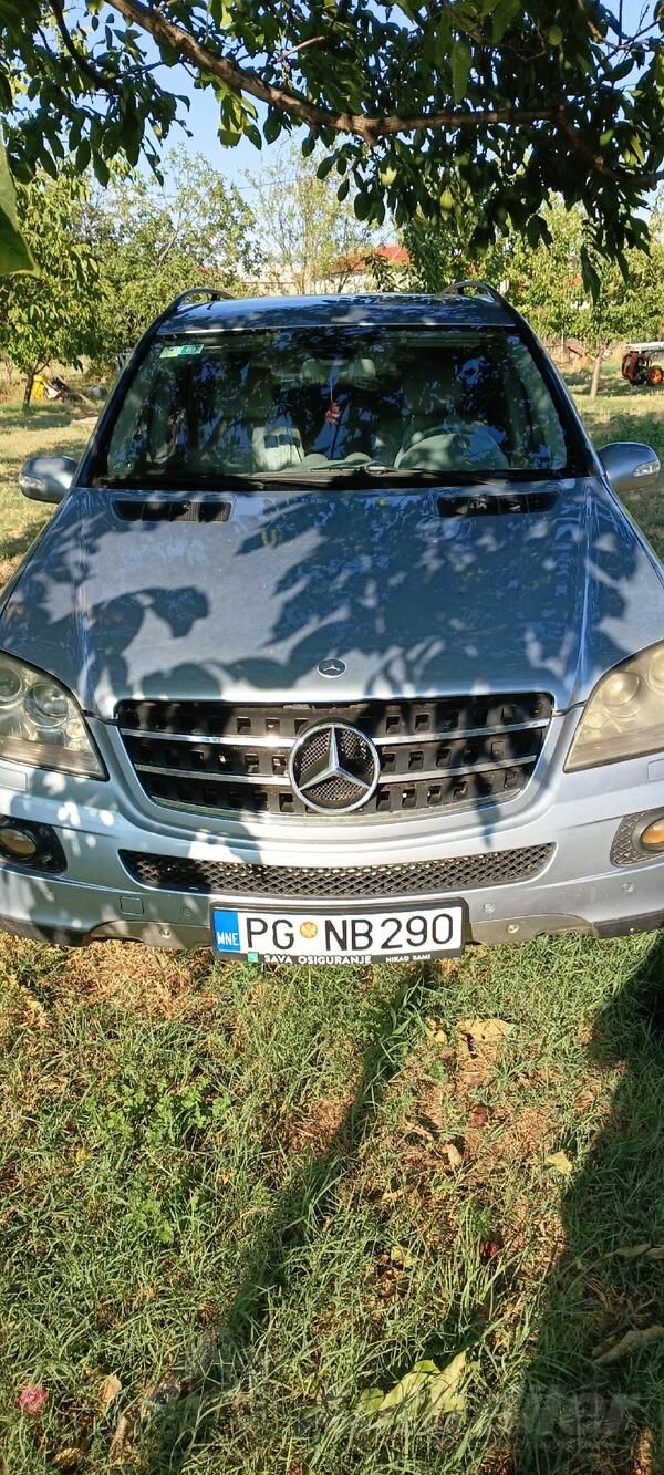Mercedes Benz - ML 320