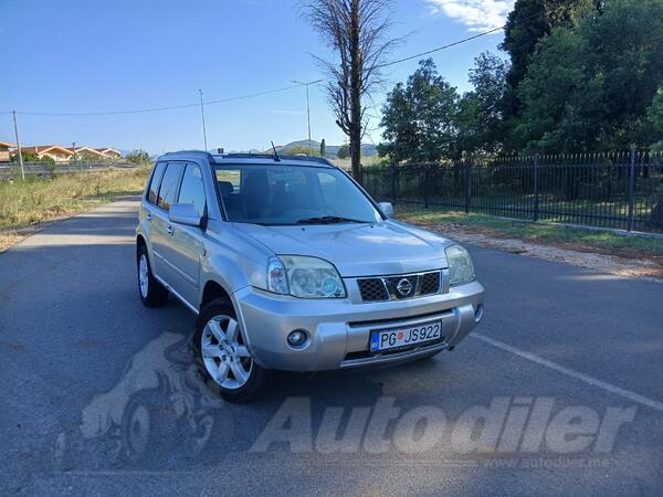 Nissan - X-Trail - 2.2 DCI