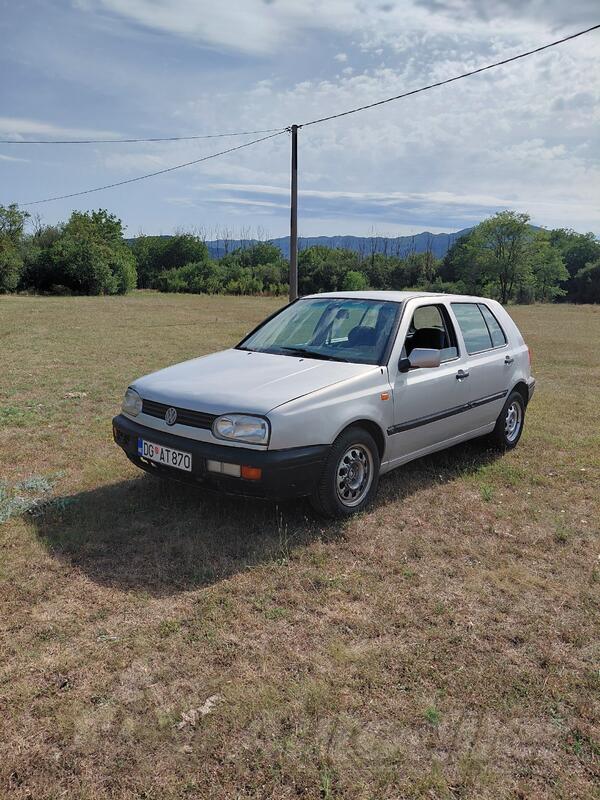 Volkswagen - Golf 3 - 1.4