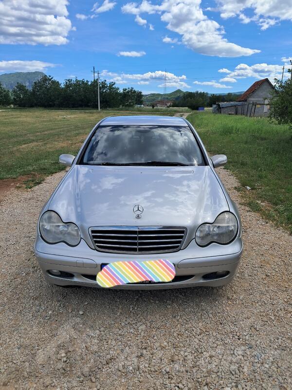 Mercedes Benz - C 200 - 200