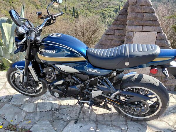 Kawasaki - Z900RS
