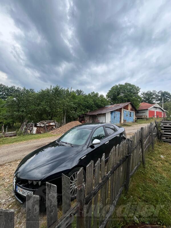 Alfa Romeo - 159 - 2.4 jtdm
