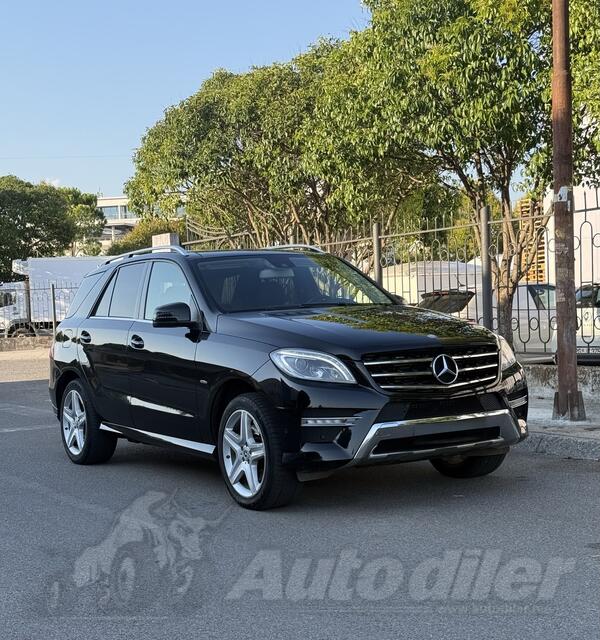 Mercedes Benz - ML 350 - 350 BLUETEC 4 MATIC