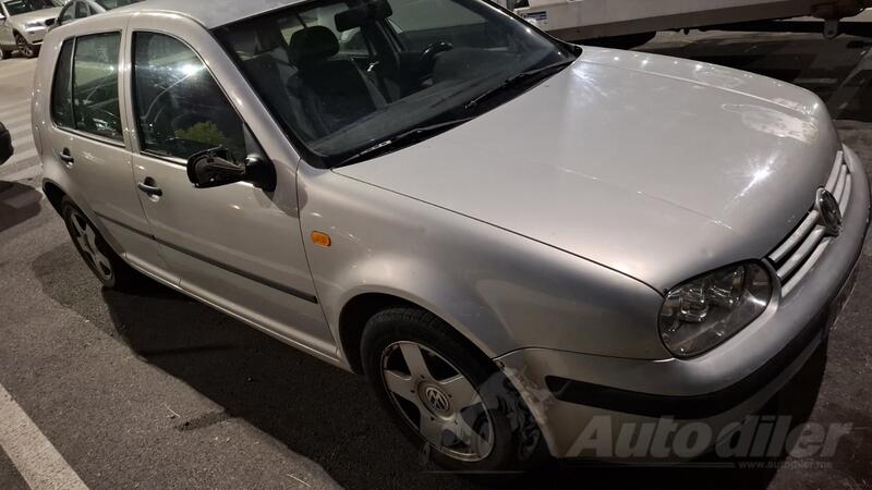 Volkswagen - Golf 4 - 1600