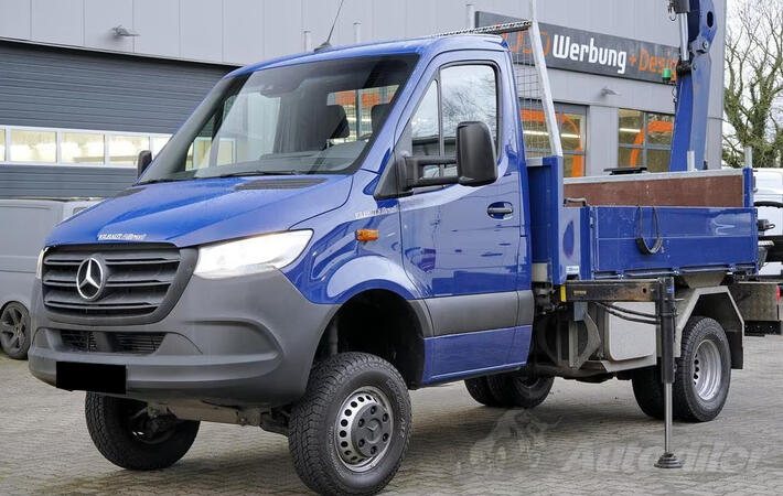 Mercedes Benz - SPRINTER 519 4x4 / IGLHAUT Pogon na Sve Točkove / Ravna Platforma + Dizalica / Ka...