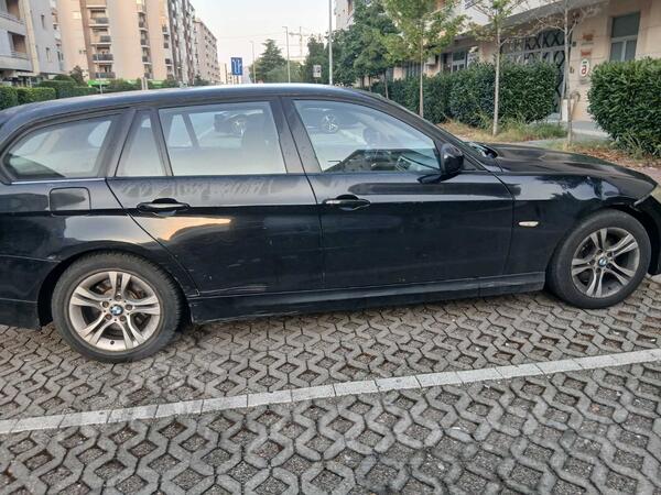BMW - 320 - 20