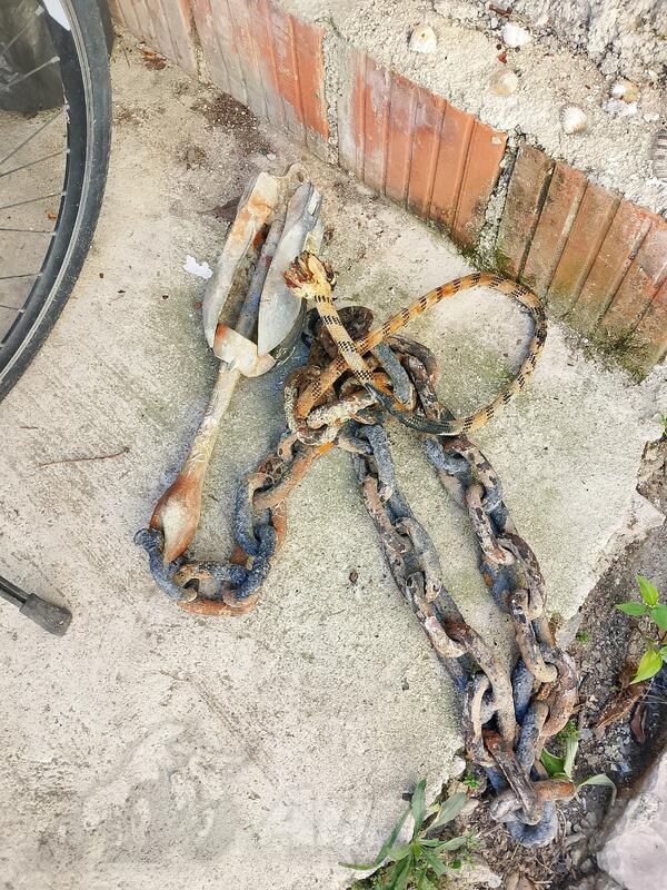Chain for watercrafts