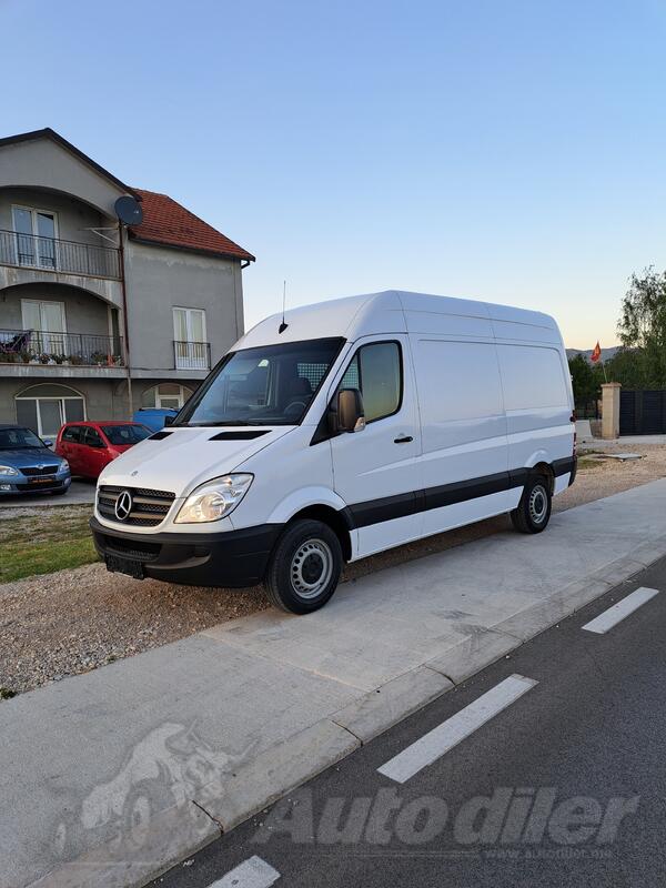 Mercedes Benz - sprinter