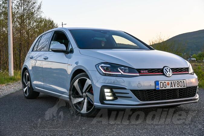 Volkswagen - Golf 7.5 - 2.0 TSI
