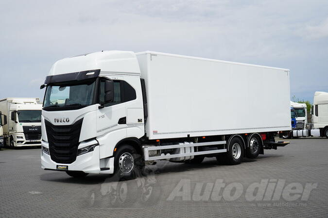 Iveco -  S-WAY / 420 / E 6 / Kontejner + Rampa / 22 palete / Retarder / Osa / Kamion sa sandukom ...