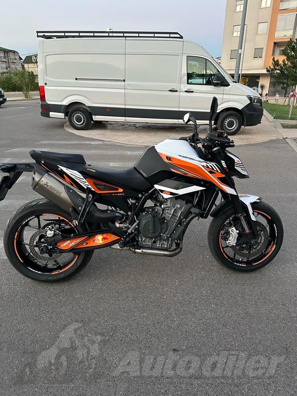 KTM - Duke 790