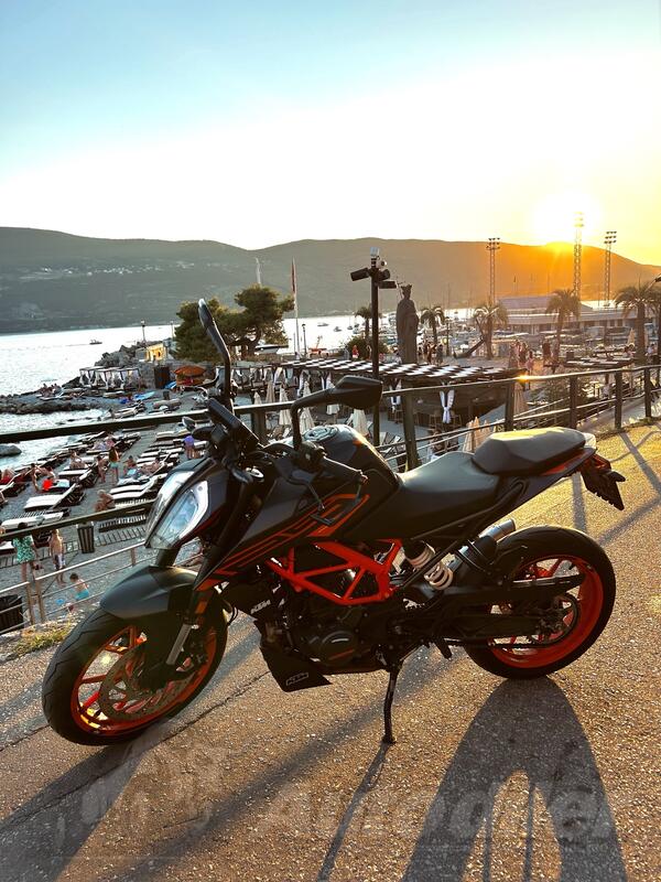KTM - Duke 125