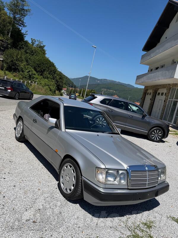 Mercedes Benz - E 300 - 300 CE 24