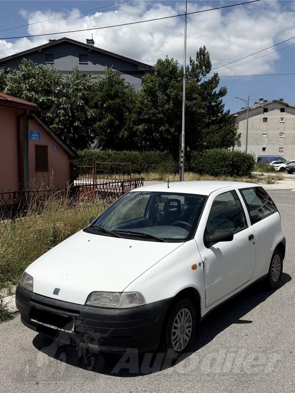 Fiat - Punto - 1.1 benzin