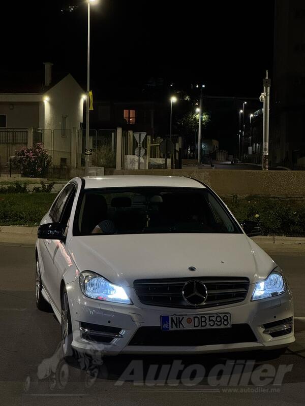 Mercedes Benz - C 200 - 2.2 100kw 2012