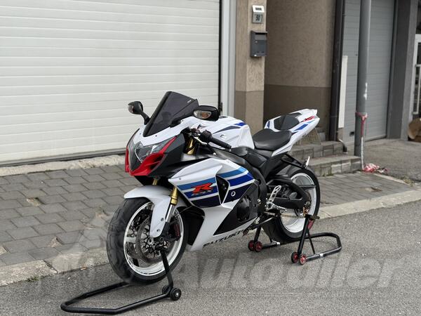 Suzuki - GSX-R