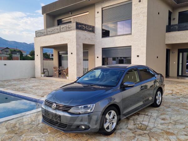 Volkswagen - Jetta - 2.0 103kw