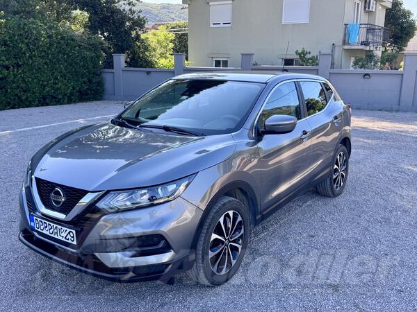 Nissan - Qashqai