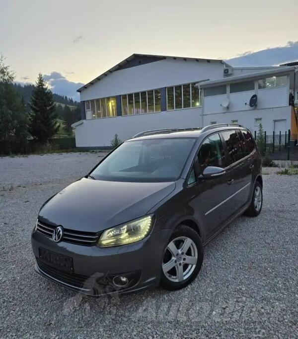 Volkswagen - Touran - 2.0 TDI