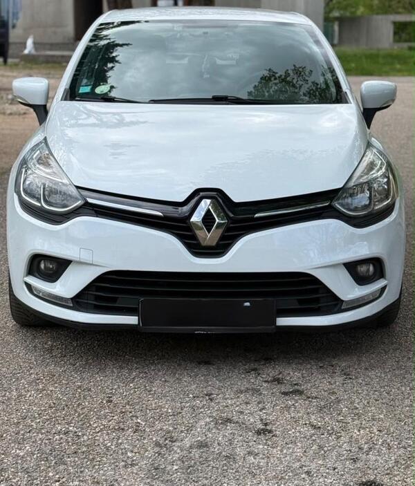 Renault - Clio - 1.5 DCI