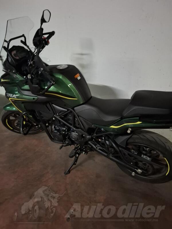 Benelli - TRK 502