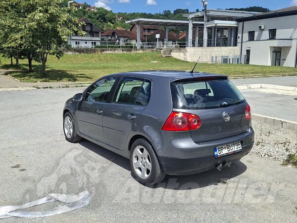 Volkswagen - Golf 5 - 1.9tdi
