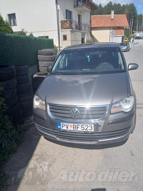 Volkswagen - Touran - 1,9