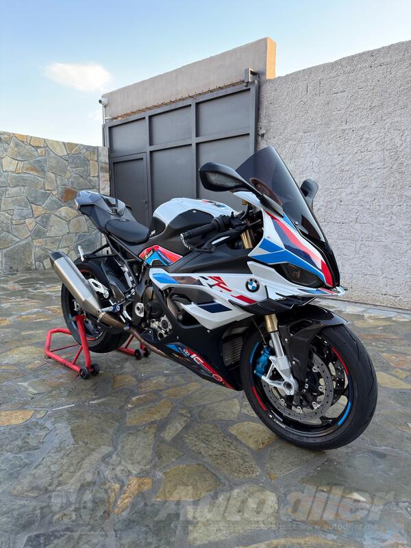 BMW - S1000RR