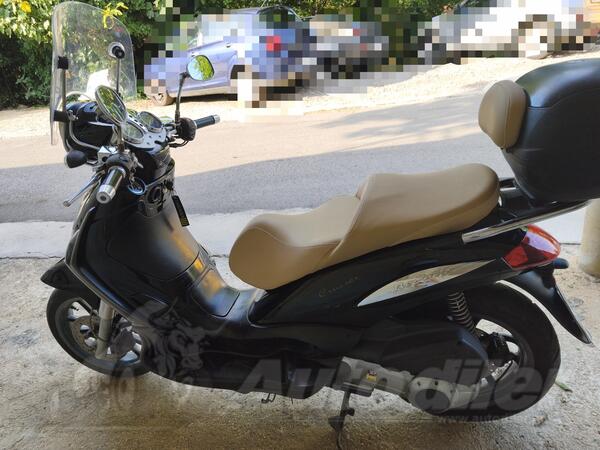 Piaggio - Beverly Cruiser 250ie