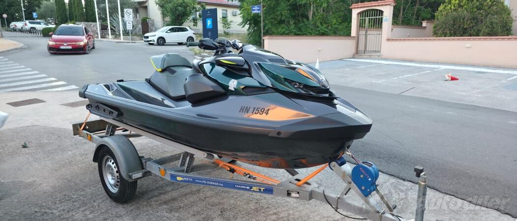 Sea-Doo - RXP 300